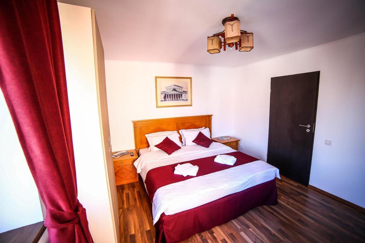 Bliss Residence Bukares Bagian luar foto